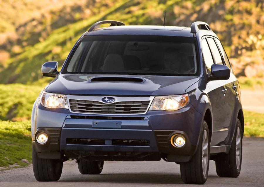  Subaru Forester 2.5XT 2010 года  (фото 7 из 10)